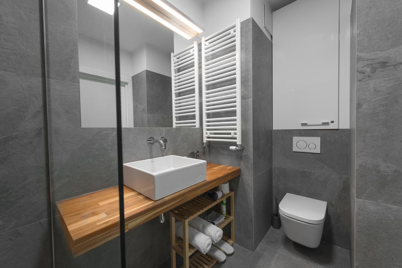 Apartamenty Benthos Towarowa Poznań Exterior foto